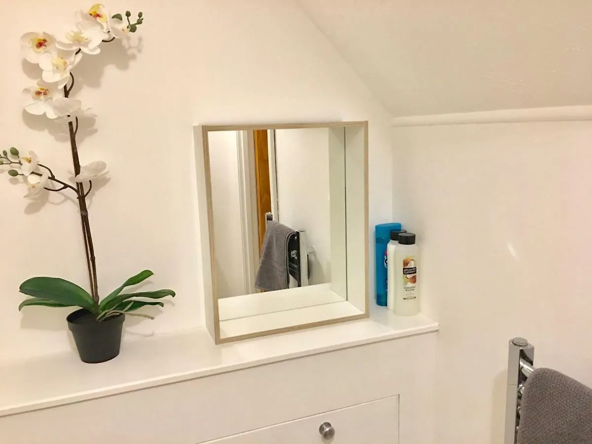 Highfield University House By Your Stay Solutions Short Lets & Serviced Accommodation Southampton With Garden 0*,  United Kingdom