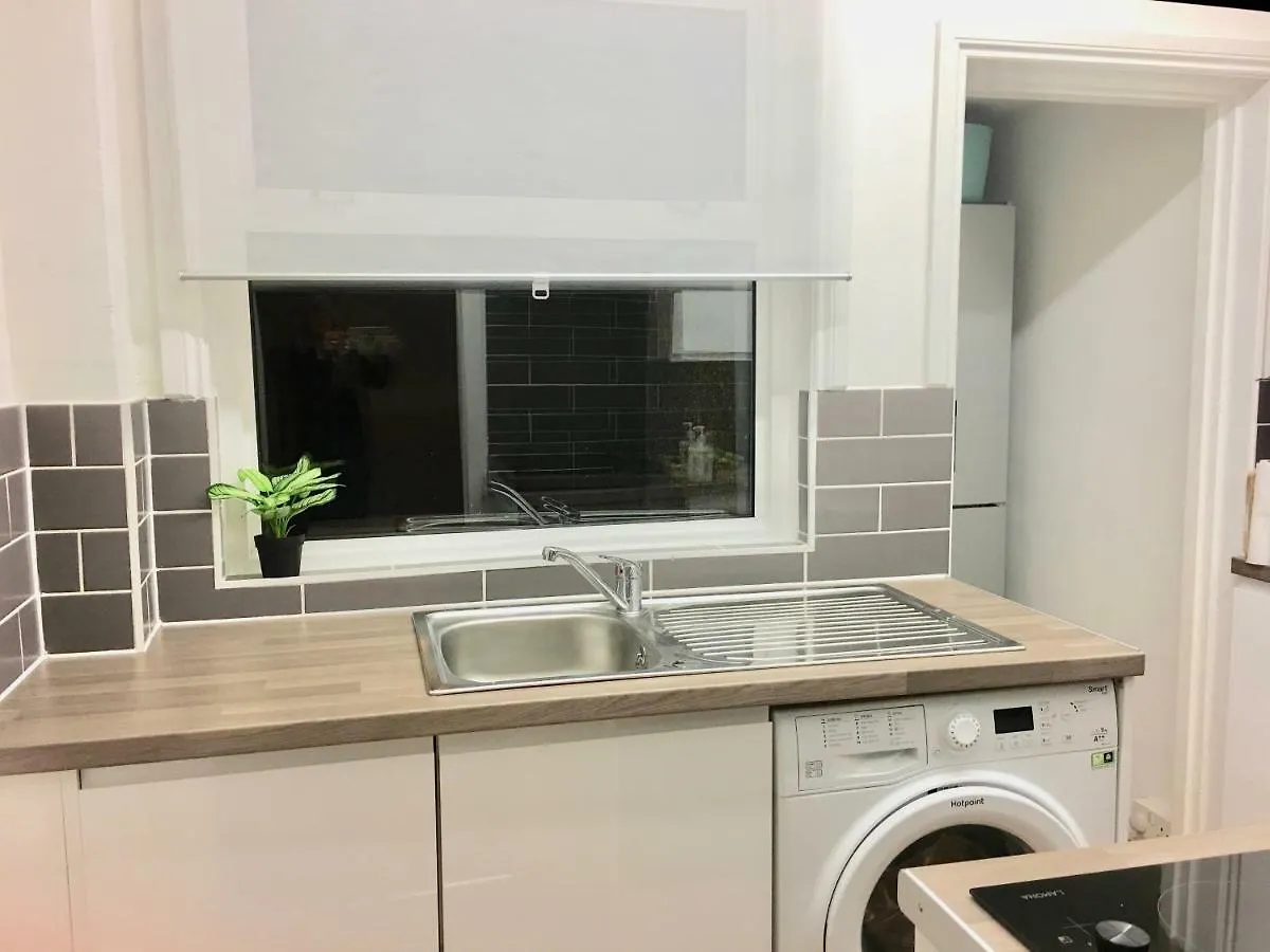 Holiday home Highfield University House By Your Stay Solutions Short Lets & Serviced Accommodation Southampton With Garden United Kingdom